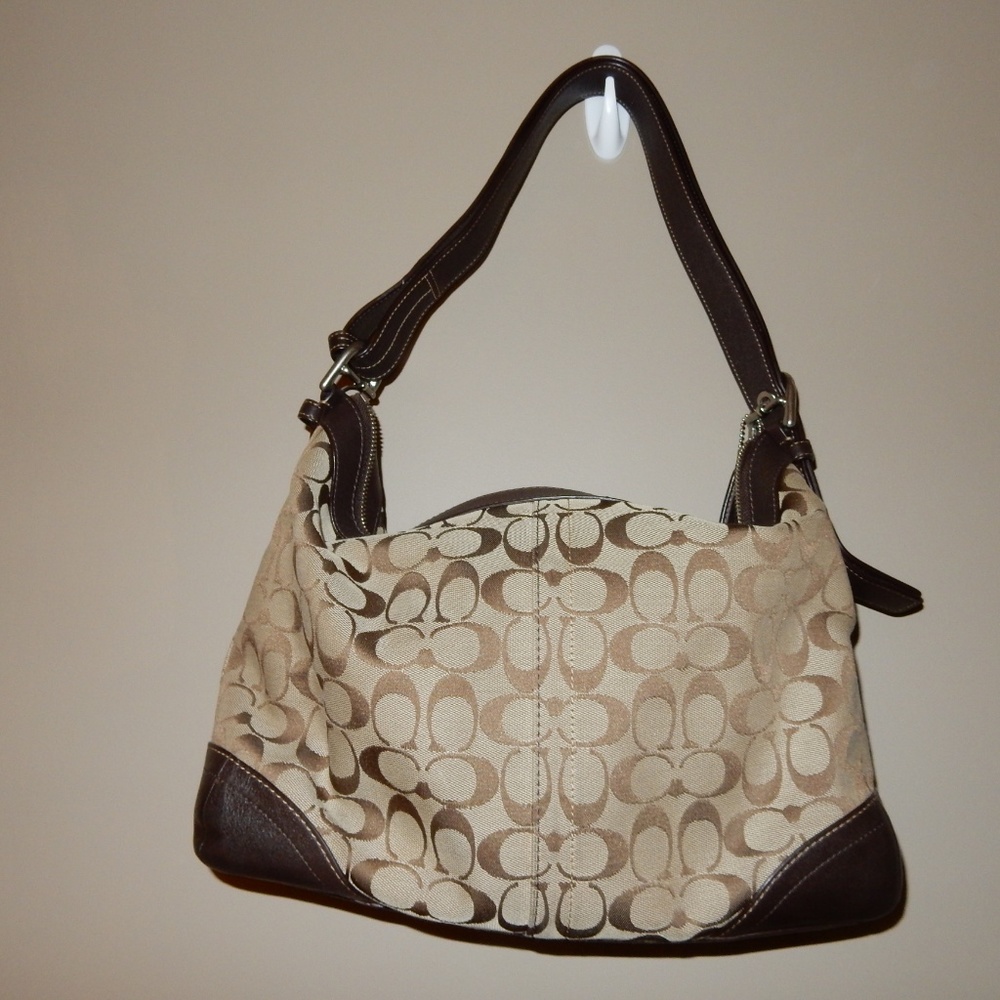 Coach Hobo style Signature fabric purse - Picture 6 of 9